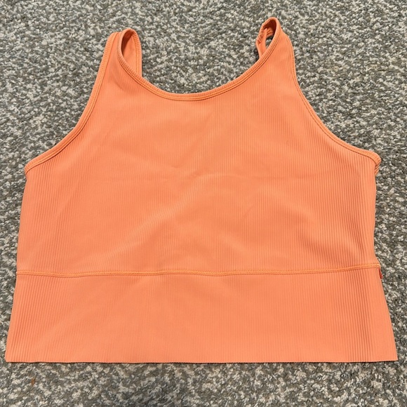 XL LULULEMON TANKTOP - Picture 2 of 3